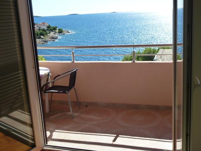 Apartment Jana Primosten